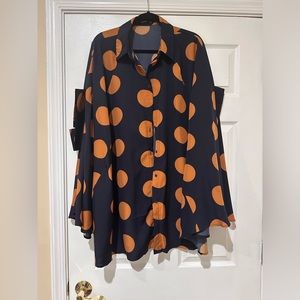 Navy/ orange top